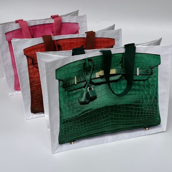 Grocery Bag made from Recycled Plastic Bottles with Novelty Bag Print in Green - Picture 6 of 6